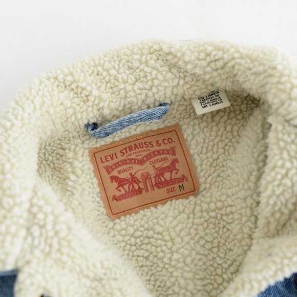 💙Levis Ex-Boyfriend Sherpa Trucker Denim Jean Jacket Size M💙 - Picture 12 of 13